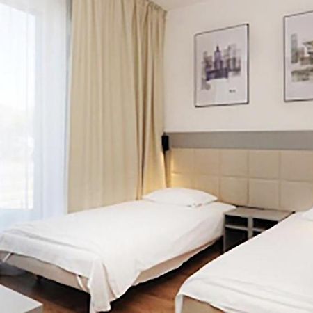 404 Rooms Wolska Apartament Varsavia Esterno foto