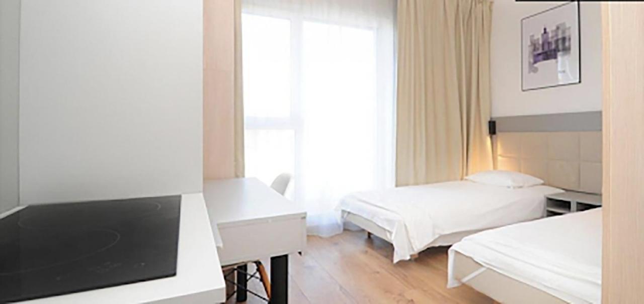404 Rooms Wolska Apartament Varsavia Esterno foto