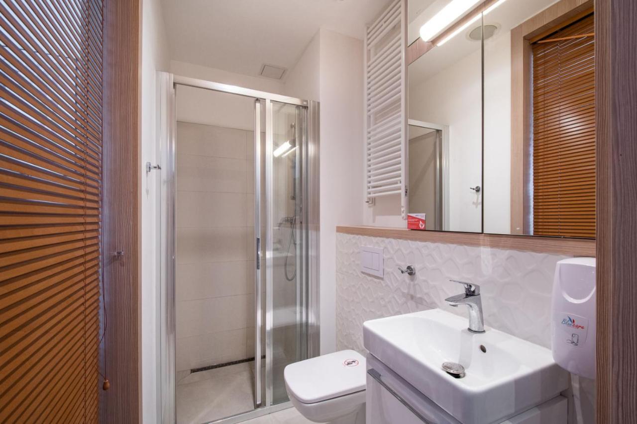 404 Rooms Wolska Apartament Varsavia Esterno foto