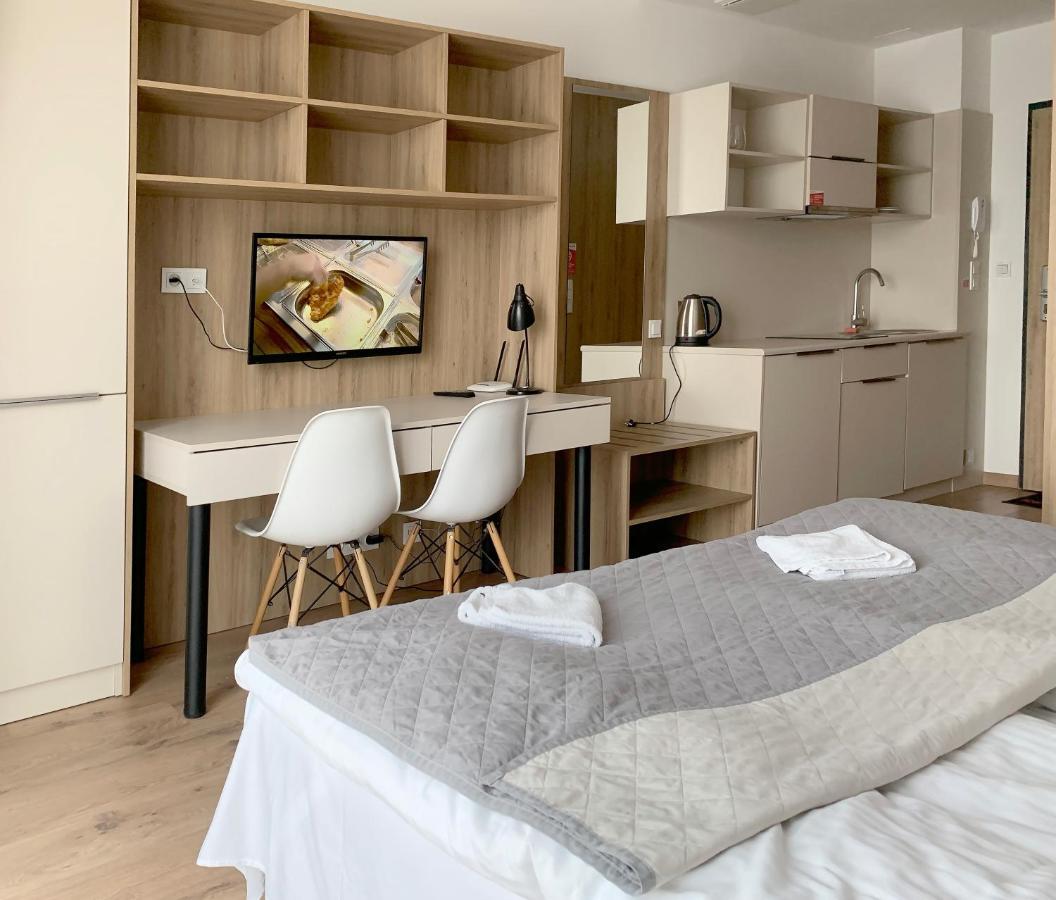 404 Rooms Wolska Apartament Varsavia Esterno foto